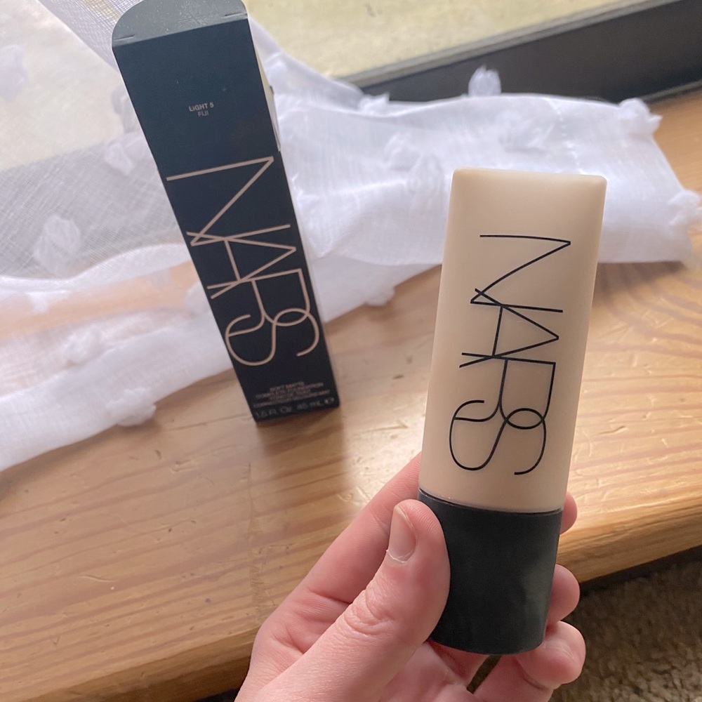 NARS Soft Matte Complete Foundation